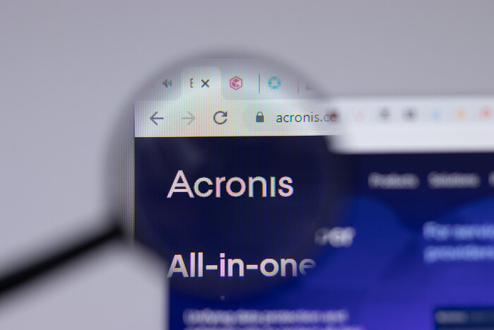 acronis700.jpg